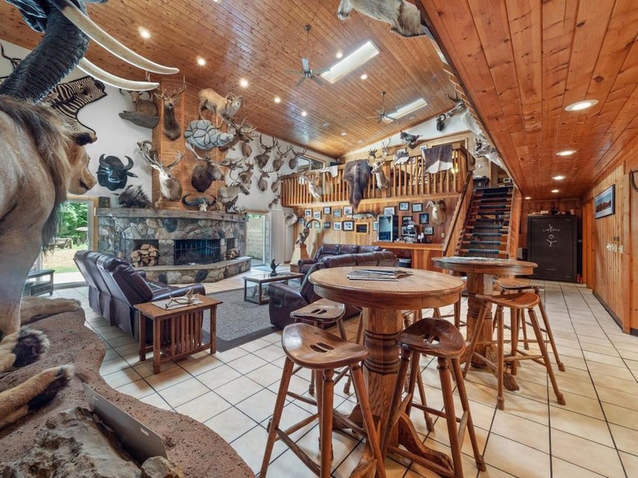This creepy $2.65 million hunting lodge filled with taxidermy in western Michigan could be new MAGA HQ