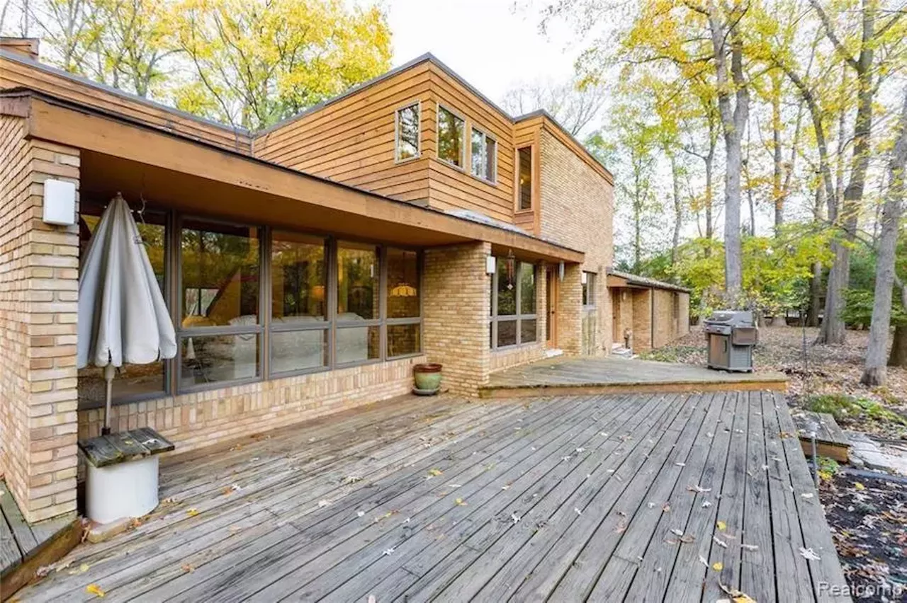 Image: This custom $649k home in Grosse Ile has a fabulous conversation pit