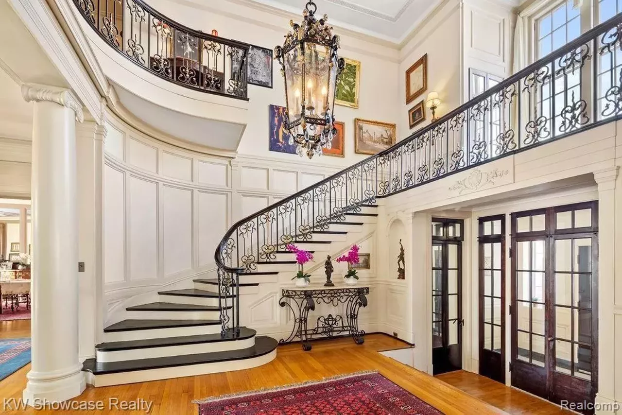 Image: This Detroit mansion has a massive bank vault hidden in it [PHOTOS]