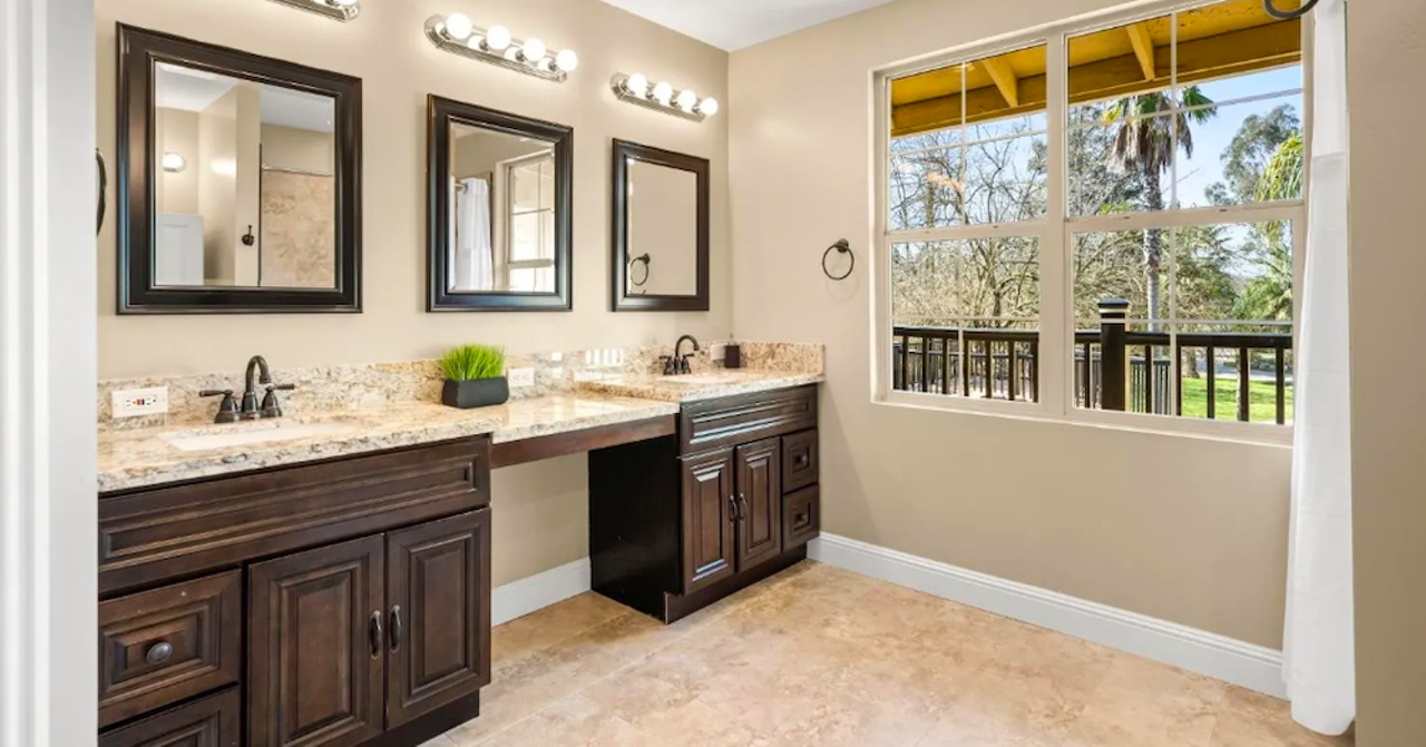Image: This Detroit Pistons player is selling his Sacremento home complete with a full basketball court [PHOTOS]
