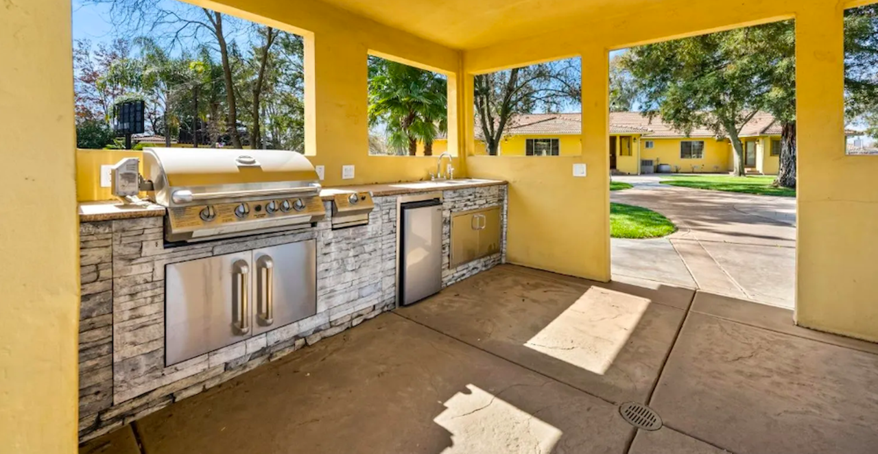 Image: This Detroit Pistons player is selling his Sacremento home complete with a full basketball court [PHOTOS]