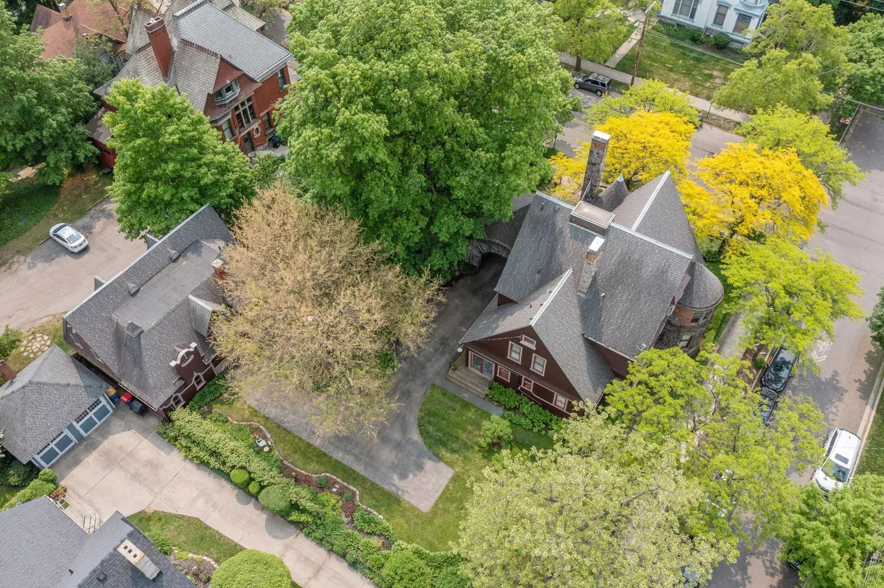 Image: This historic Michigan stone house is beautiful inside and out