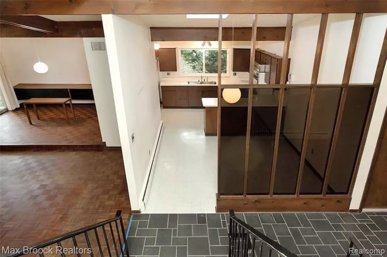 Image: This historic tri-level home in Southfield is a 1960s time capsule &#151; and it's only $249.9k