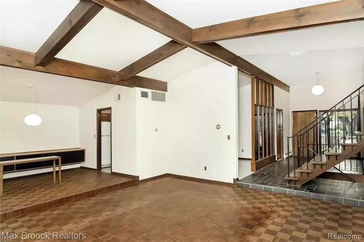 Image: This historic tri-level home in Southfield is a 1960s time capsule &#151; and it's only $249.9k