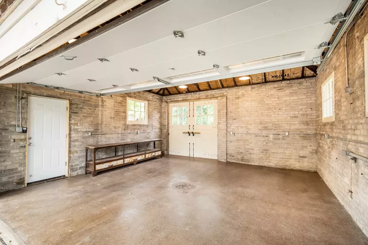 Image: This meticulously restored $585k Indian Village home just turned a century old &#151;&nbsp;let's take a tour