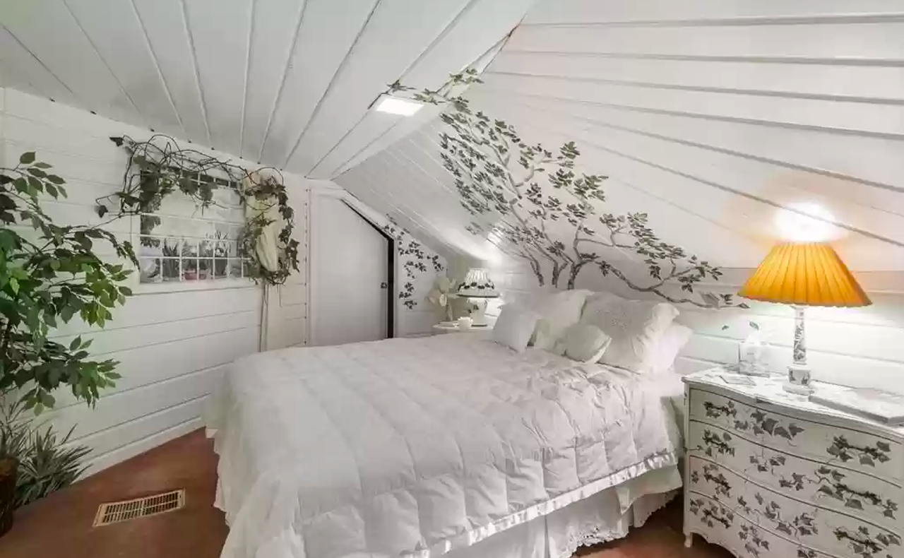 Image: This Michigan cottage looks like something out of a Fairytale and is listed at $1.4 million