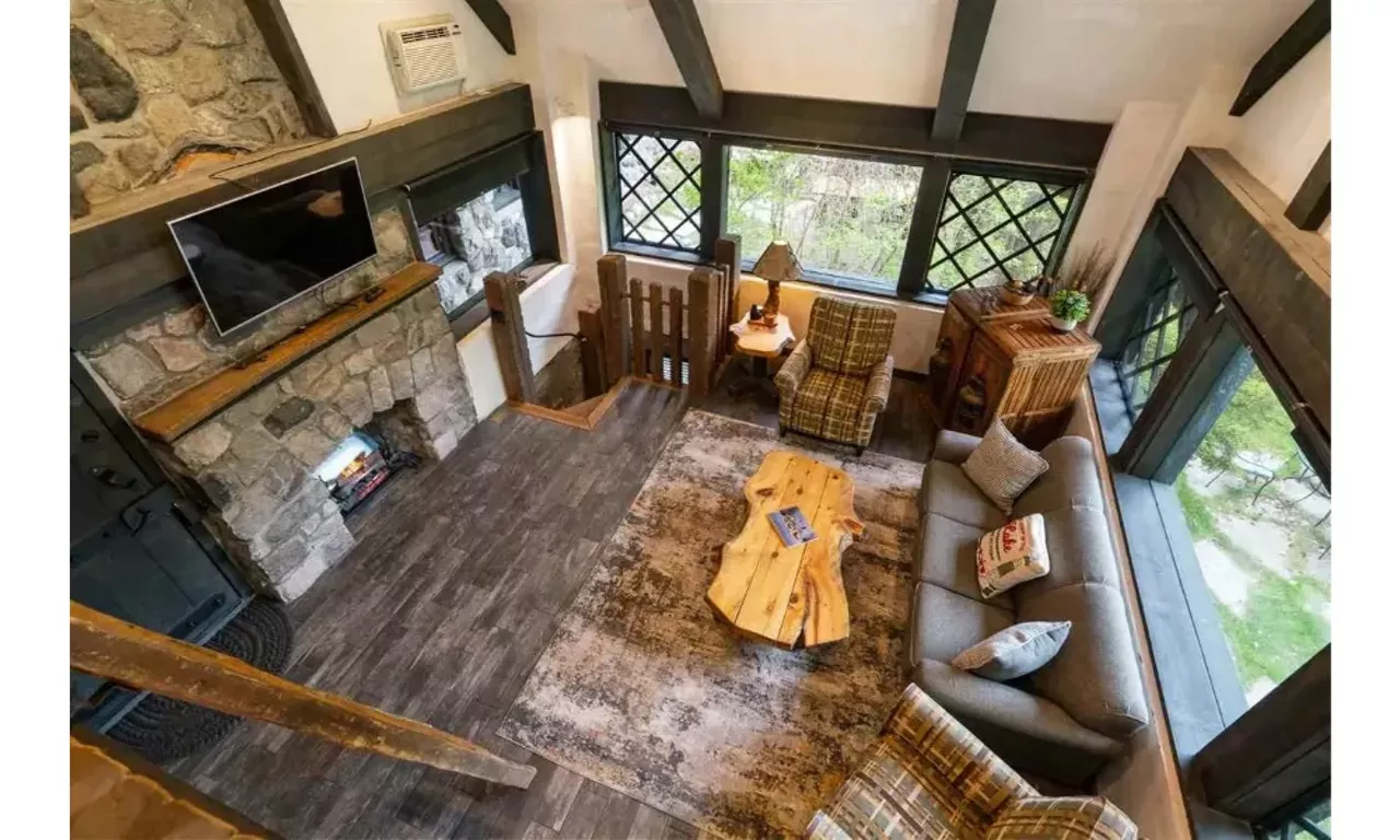 Image: This Michigan house gives off serious cottagecore vibes