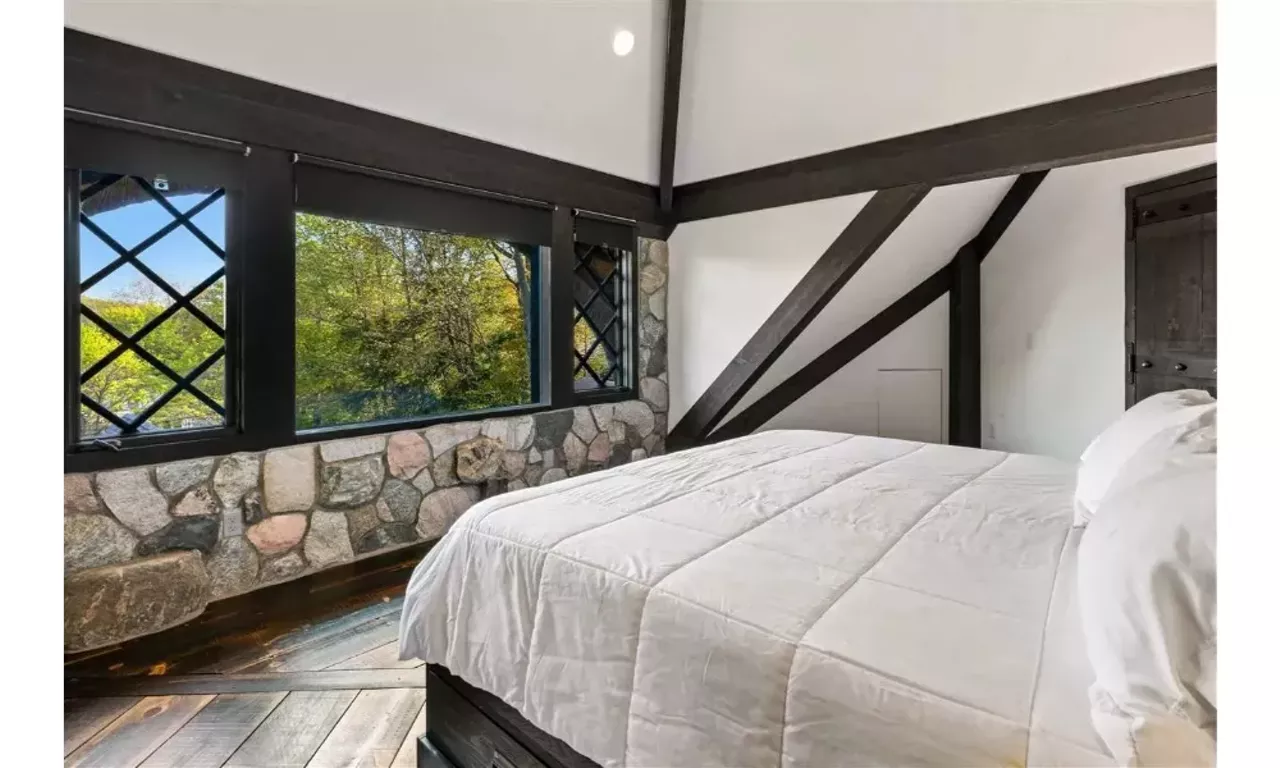 Image: This Michigan house gives off serious cottagecore vibes