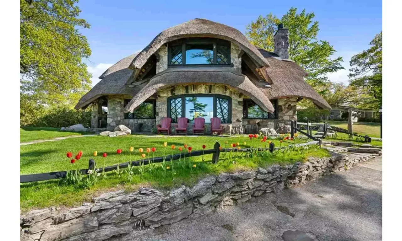 Image: This Michigan house gives off serious cottagecore vibes