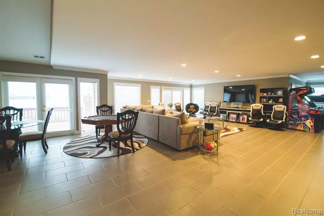 Image: This Michigan mansion is a wild ride from start to finish