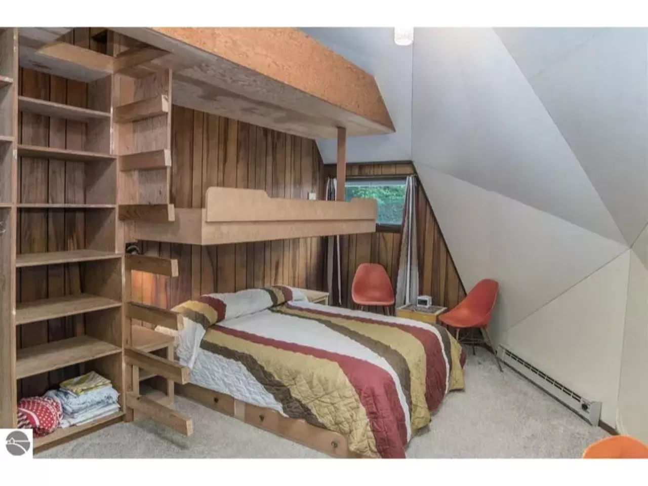 Image: This mid-century dome home on Crystal Lake is a retro hideaway &#151;&nbsp;let's take a tour