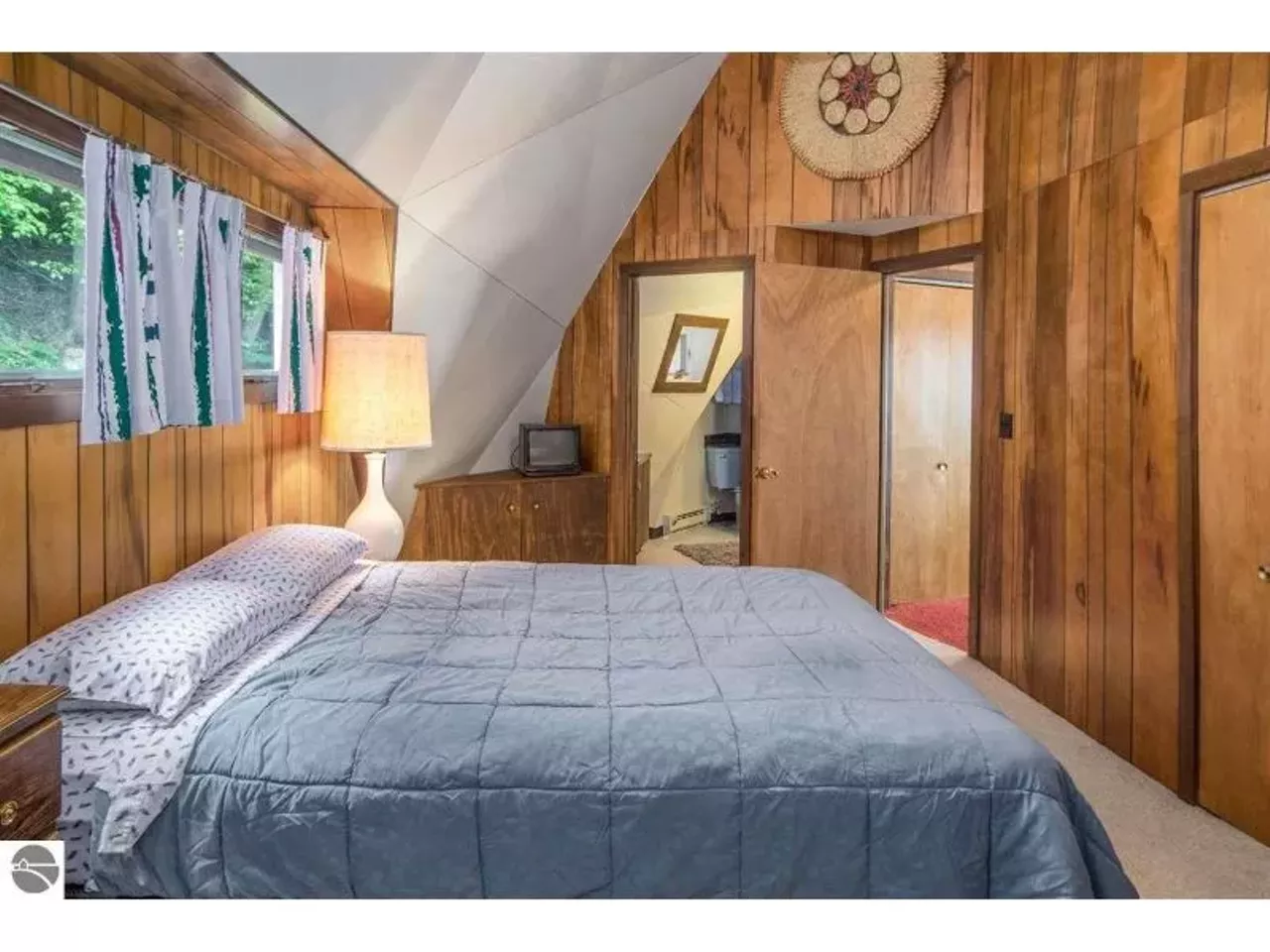 Image: This mid-century dome home on Crystal Lake is a retro hideaway &#151;&nbsp;let's take a tour
