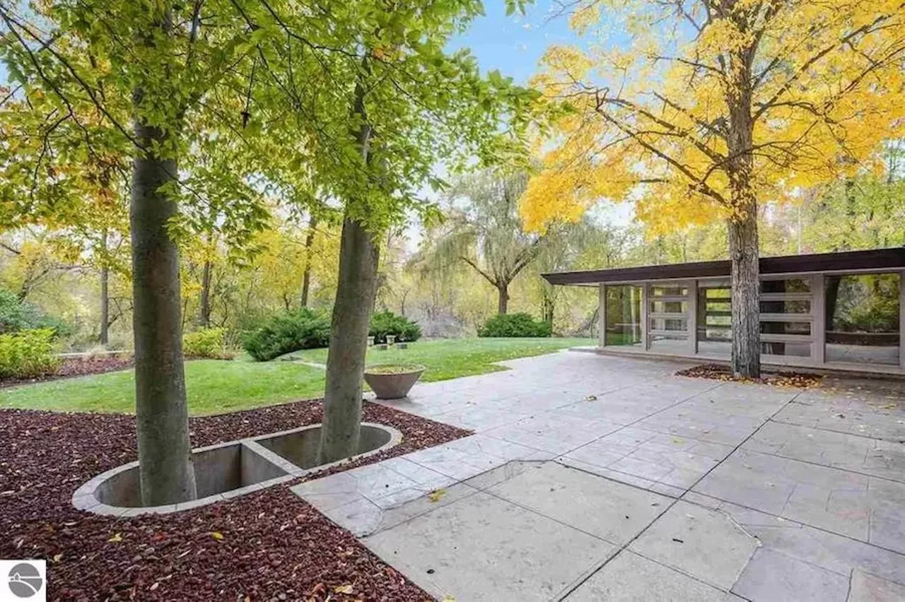Image: This Mid-Century Modern Mount Pleasant home was designed by a Frank Lloyd Wright apprentice &#151; and we want to die here