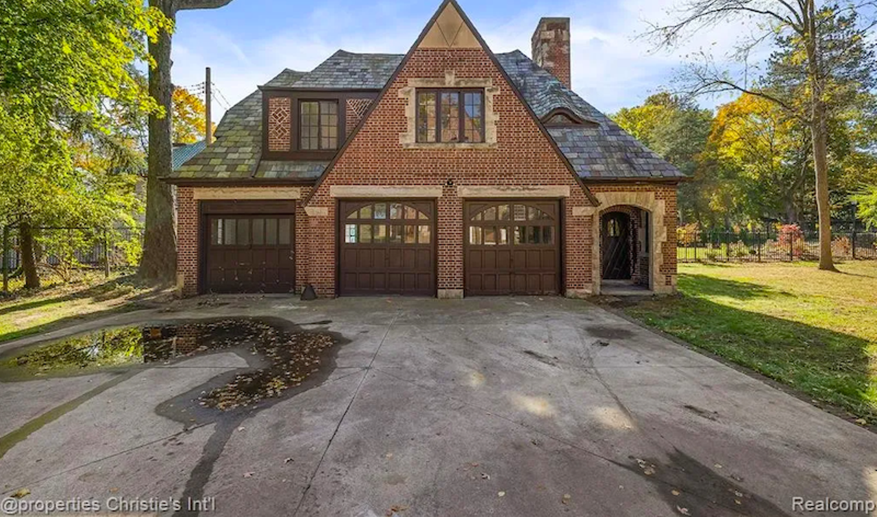 Image: This Palmer Woods home is up for sale and once belonged to a Detroit Tigers owner