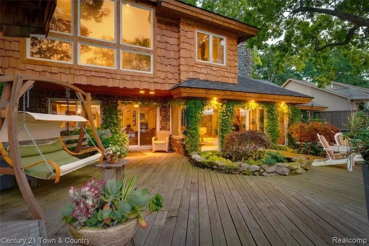 Image: This retro $1.5 million home in West Bloomfield has a conversation pit