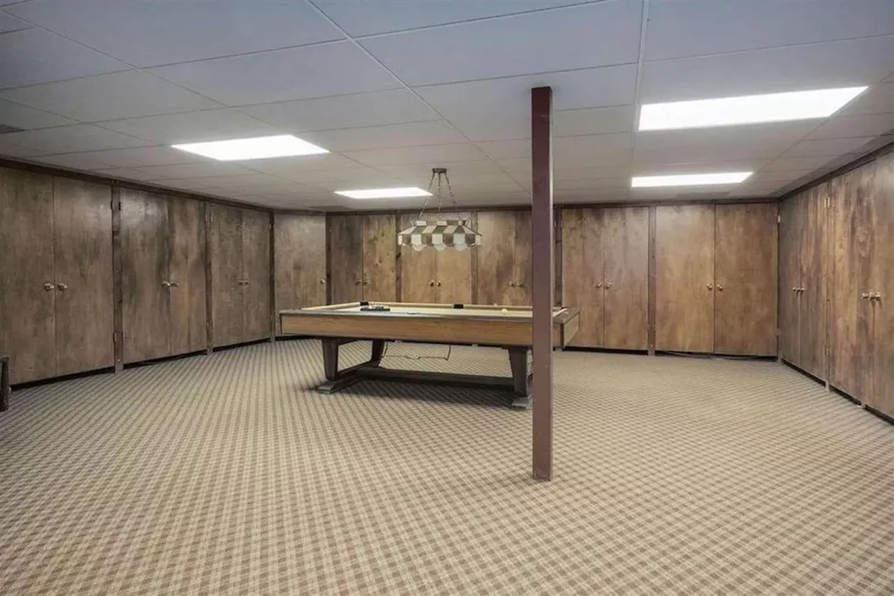Image: This retro $2.59 million estate has a tunnel leading to Devils Lake