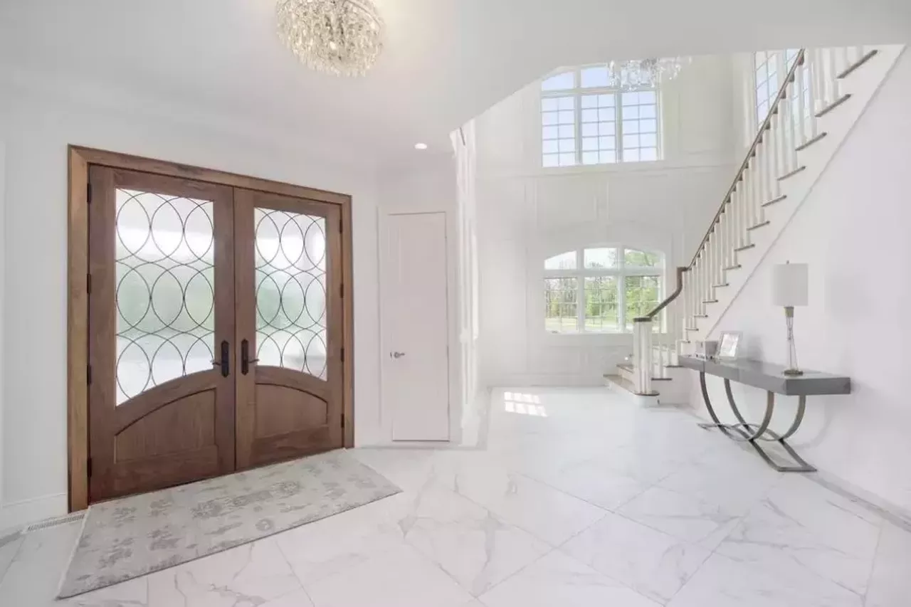 Image: This sprawling Battle Creek complex comes with an underground bunker