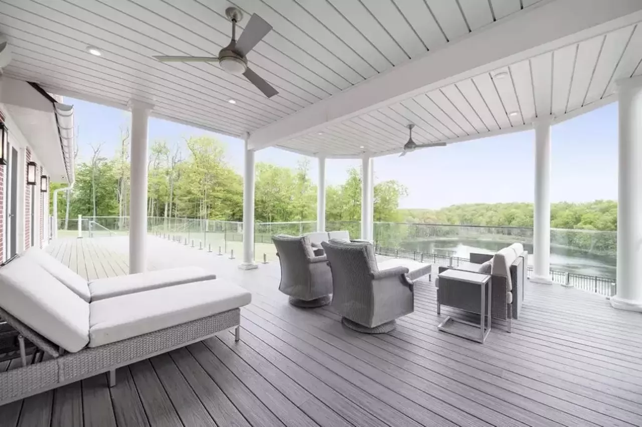 Image: This sprawling Battle Creek complex comes with an underground bunker