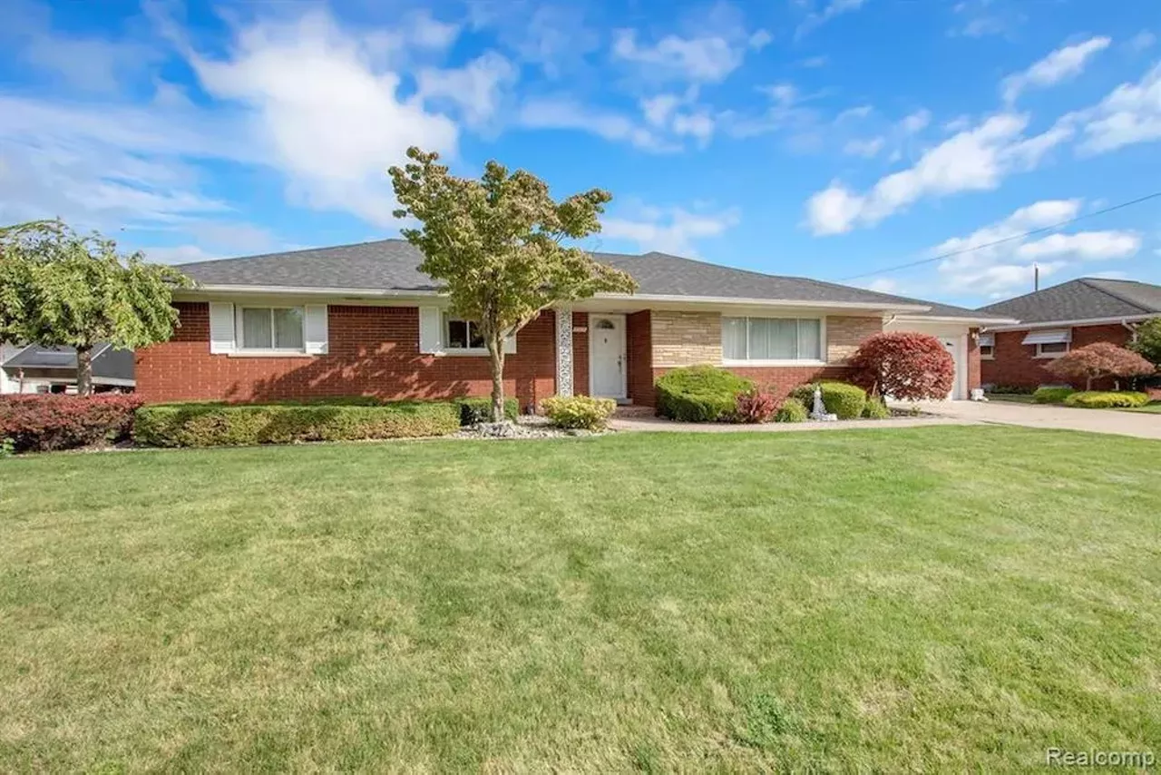 Image: This unassuming $255k St. Clair Shores ranch has a retro basement bar
