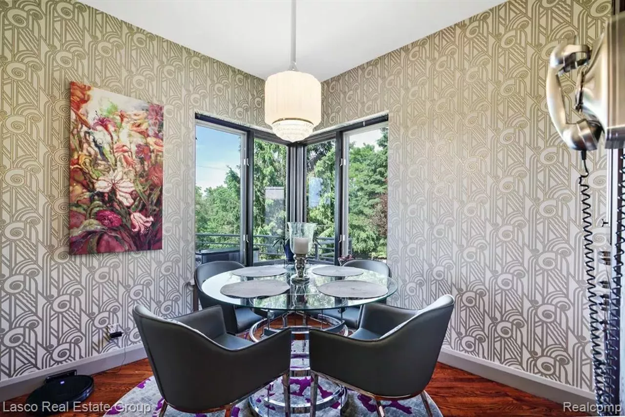 Image: This 'wedding cake' house in Grand Blanc is an art deco lover's dream &#151; and it has a ballroom you could probably roller skate in