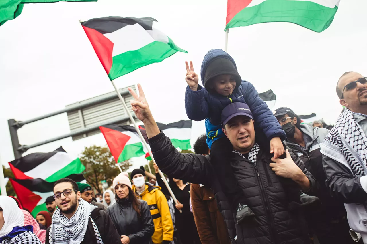 Image: Thousands show solidarity with Palestine at Dearborn rally