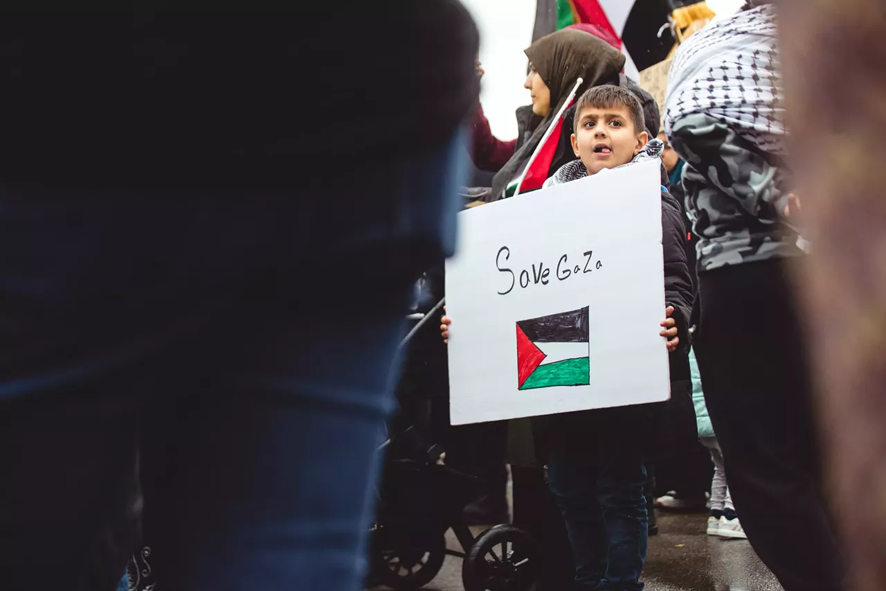 Image: Thousands show solidarity with Palestine at Dearborn rally