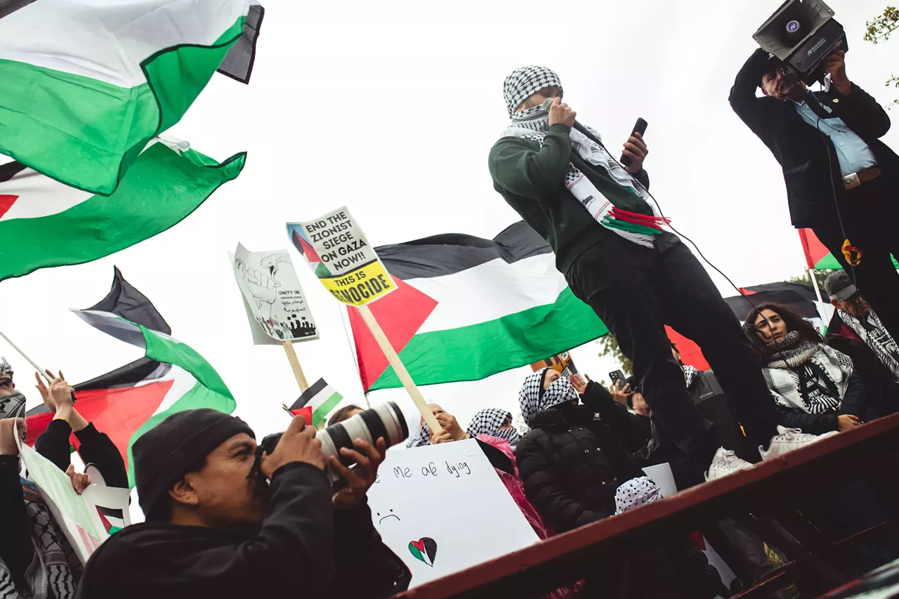 Image: Thousands show solidarity with Palestine at Dearborn rally