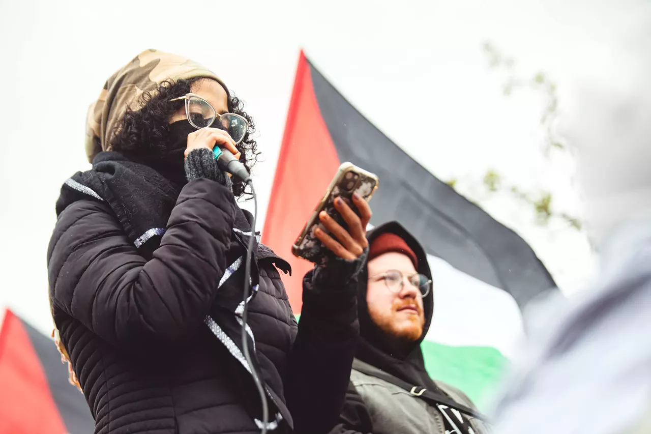 Image: Thousands show solidarity with Palestine at Dearborn rally