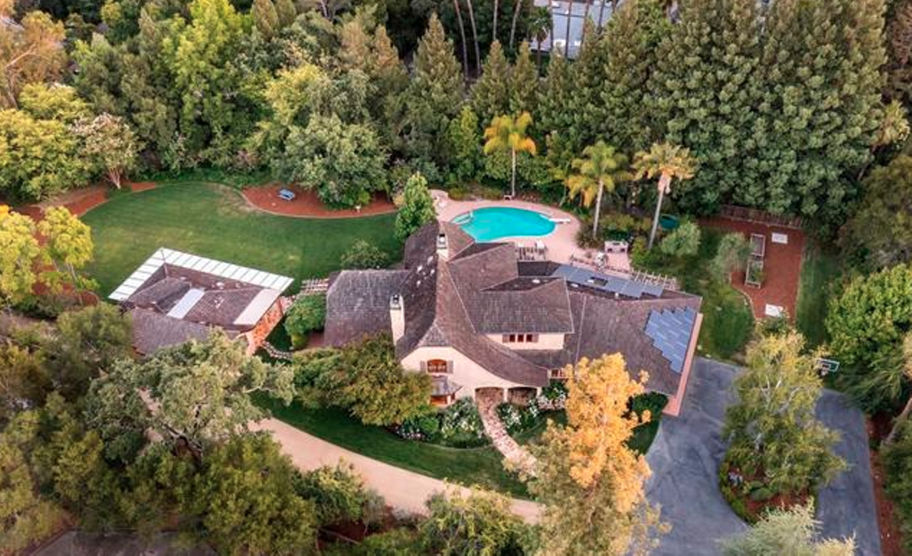 U-M coach Jim Harbaugh finally sold his California mansion — let’s take a peek inside