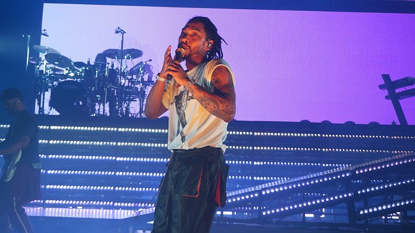Review: Miguel makes entirety of Royal Oak Music Theatre blush