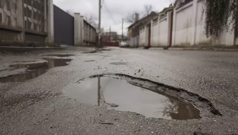 Here comes the official event for eating cereal out of potholes in Detroit (2)