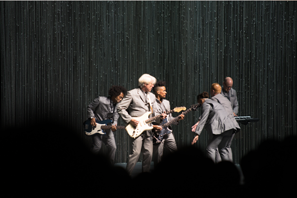 David Byrne gave a lesson in emotional anatomy at the Fox Theatre (2)
