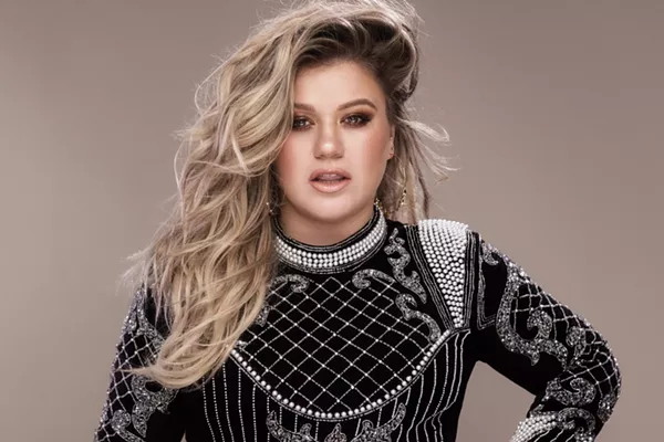 Kelly Clarkson might cover 'Shallow' at Little Caesars Arena and we're deep in it