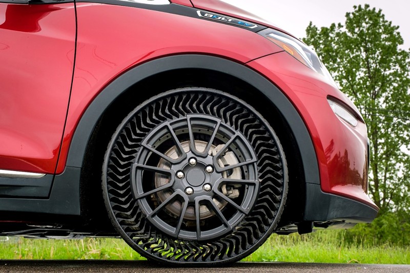 GM to begin testing puncture-proof, airless tires in Michigan this year