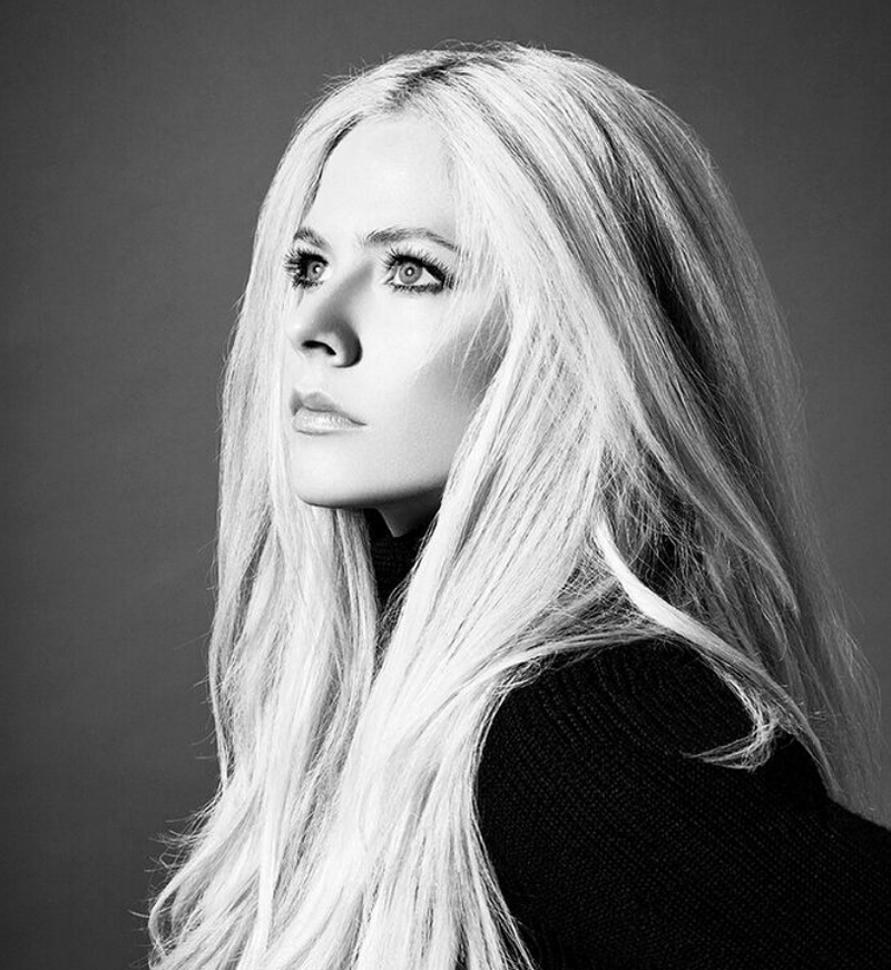 A voice of less complicated times, Avril Lavigne announces tour with Detroit date