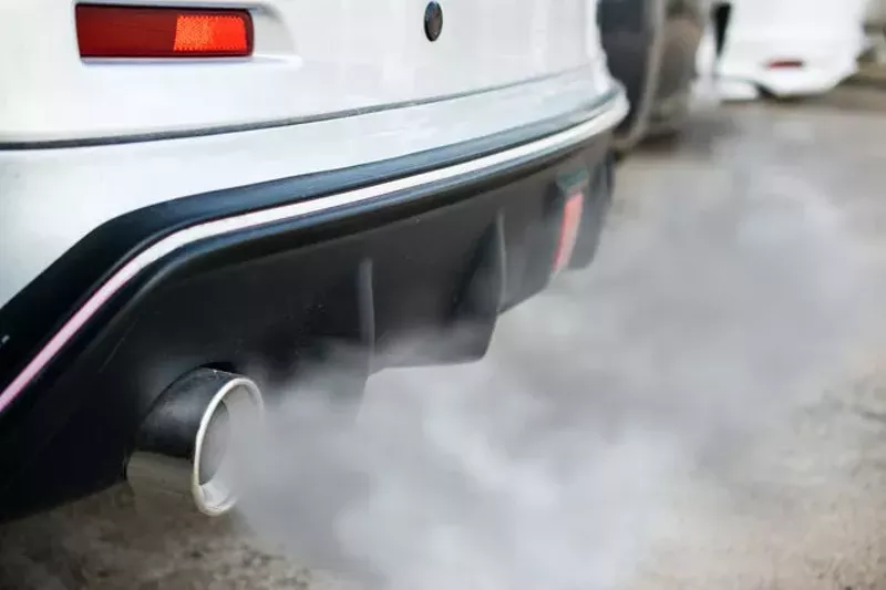 Tailpipe pollution hurts air quality and has been linked to higher rates of asthma and premature death. - Olando/Adobestock