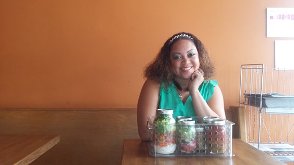 Mimi's Munchies makes healthful, fast food a snap for Detroiters