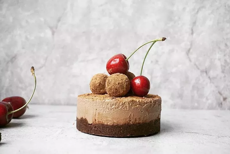 A new all-vegan cheese and dessert bar is now open in Birmingham