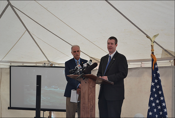 Jeff Wright (left) and Mayor Dayne Walling (center) at an event celebrating the beginning of construction on the KWA pipeline.