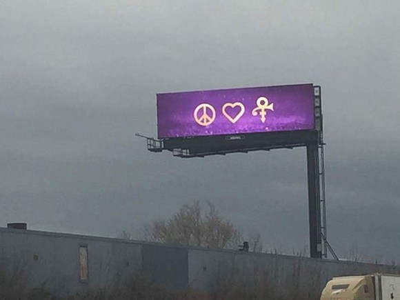 Billboard showing love for Prince - Photo via Twitter user @BeckaluigiKz