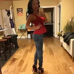 I know why she's showing her booty, too