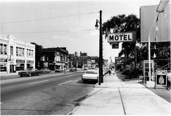 Algiers Motel, Woodward Ave, 1967 - Walter P. Reuther Library, Archives of Labor and Urban Affairs, Wayne State University