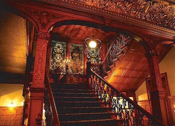 Syfy's 'Ghost Hunters' debuts episode about The Whitney