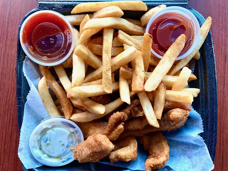 Detroit soul spot Flood's reopens for carry-out after owners' parents recover from COVID-19