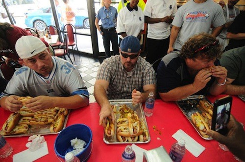 There still time to register for Detroit's coney dog-eating contest