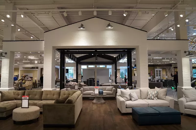 Loves Furniture to open in former metro Detroit Art Van locations starting next week