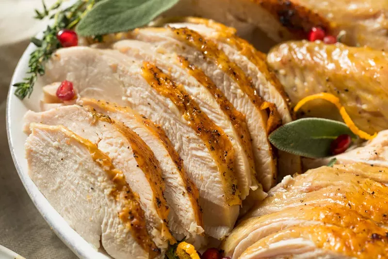 Michigan marijuana dispensary is giving away 500 turkeys for Thanksgiving, calls on others to do the same
