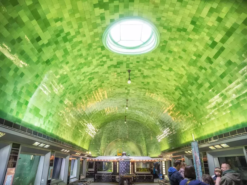 Detroit techno artist Drummer B will stream a set from Belle Isle Aquarium