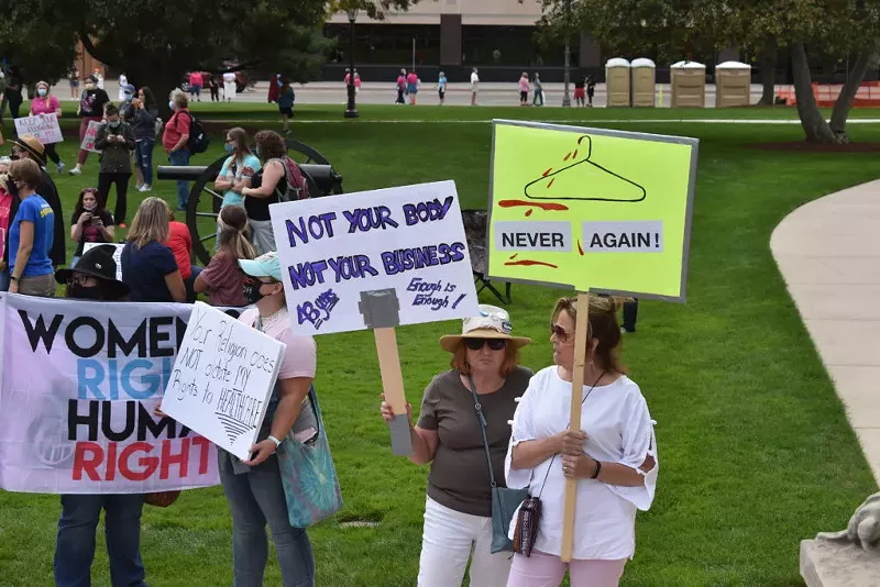 Hundreds rally at the state Capitol for the MI Body MI Choice event on Oct. 2, 2021. - Allison R. Donahue