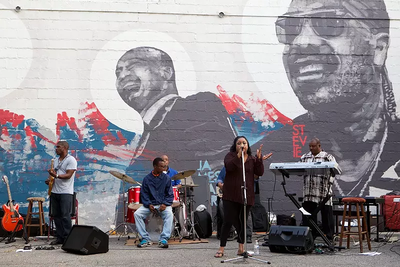 Light Up Livernois returns to celebrate Detroit’s historic “Avenue of Fashion.” - Cody Ross, Detroit Stock City